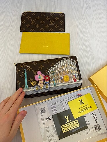 LOUİS VUİTTON FELİCİE POCHETTE VİVİENNE MASCOT