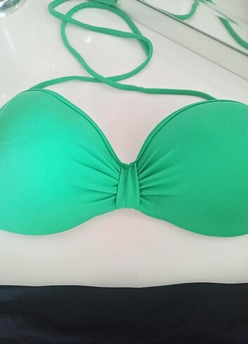 Penti bikini ustu