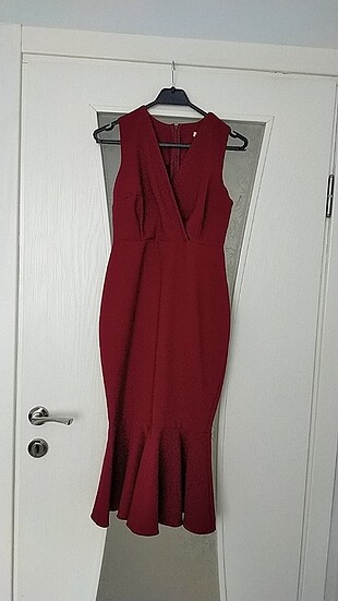 Bordo Volanlı Elbise