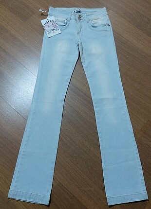 LAKARTE açık mavi yeni etiketli kot pantalon