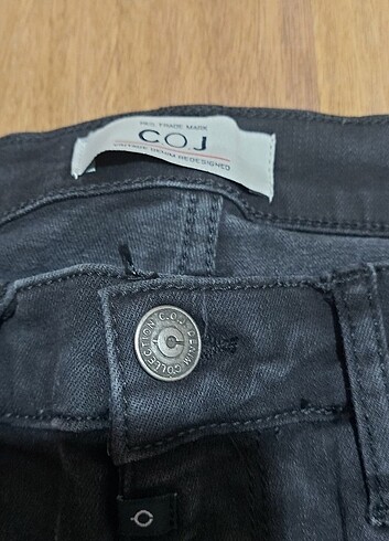 27 Beden siyah Renk C.o.J marka siyah likralı jeans
