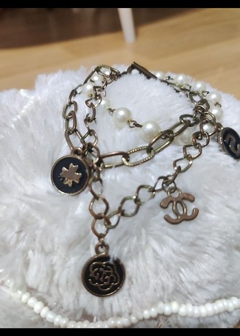 Beden beyaz Renk Chanel y2k vintage bileklik