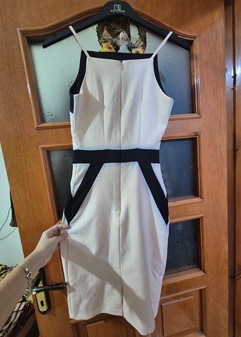 pudra Siyah Askılı Midi Kalem Elbise - Görsel 3