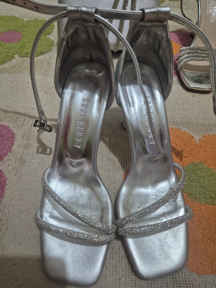 Gri gümüş Stiletto Topuklu Kadın Ayakkabı - Görsel 2