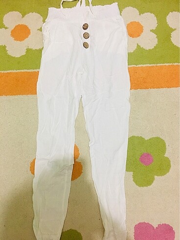 Beyaz kumaş yazlık pantolon