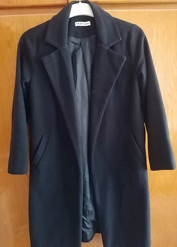 Siyah Kuşaklı Kadın Kaban - Görsel 3