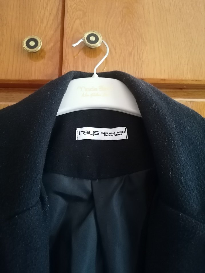 Siyah Kuşaklı Kadın Kaban - Görsel 4