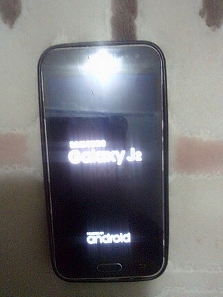 J2 telefon