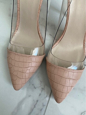 Diğer Ten rengi stiletto