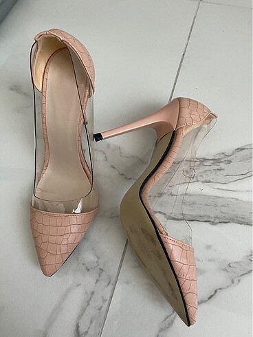 38 Beden Ten rengi stiletto