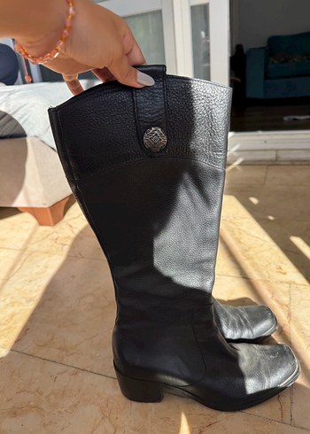 Kadın Siyah Deri Topuklu Diz Boyu çizme