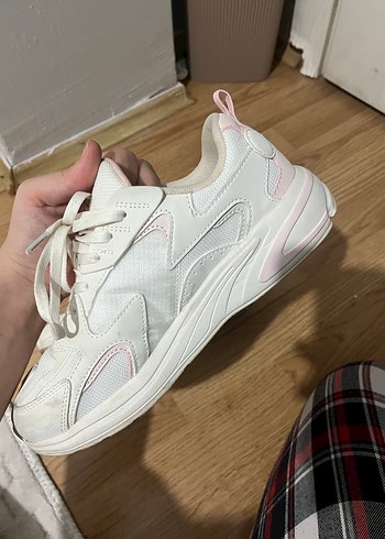 Beyaz Bağcıklı Kadın Spor Ayakkabı - Görsel 4
