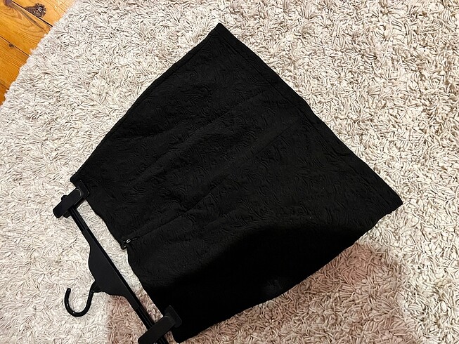 Mini siyah etek