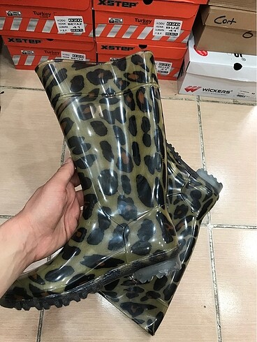 39 Beden çeşitli Renk GEZER KADIN YAĞMUR ÇİZMESİ