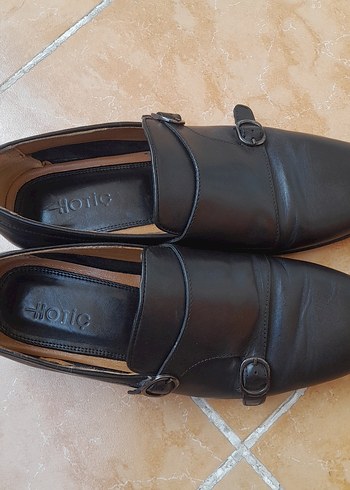 Siyah Deri Tokalı Klasik Ayakkabı - Görsel 2