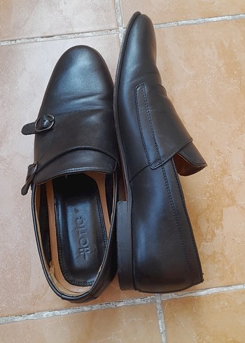 Siyah Deri Tokalı Klasik Ayakkabı - Görsel 5