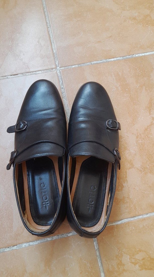 Siyah Deri Tokalı Klasik Ayakkabı - Görsel 4