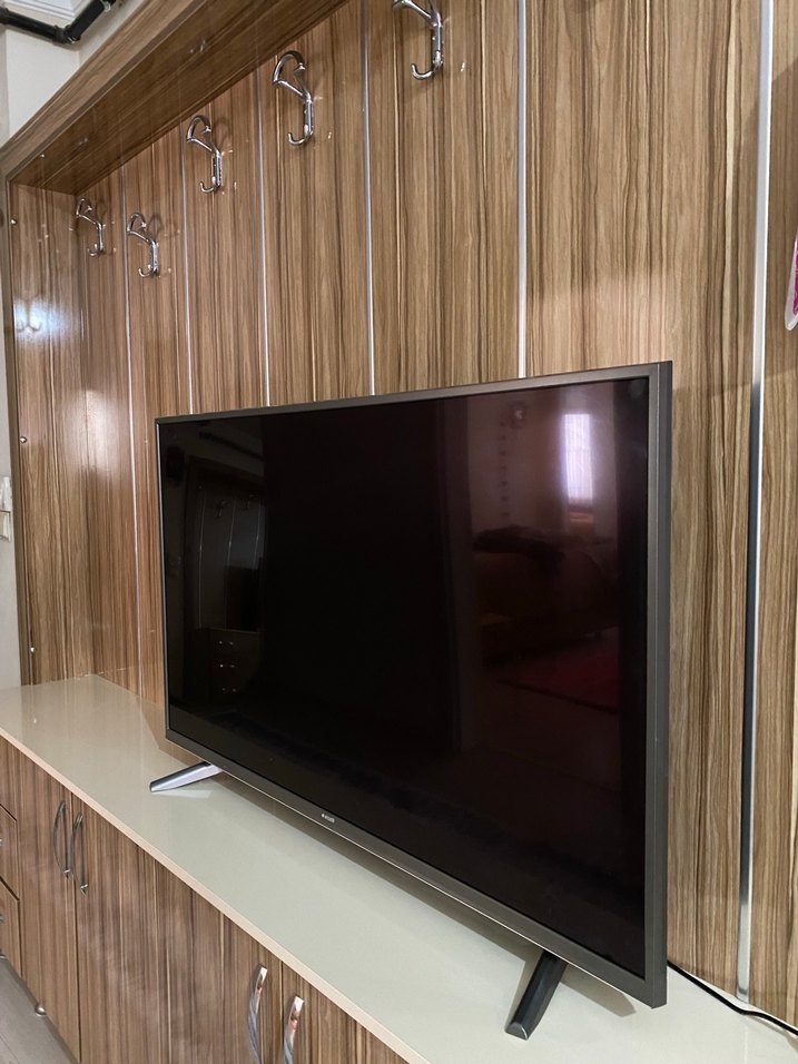 Bej Renkli Monitör - Görsel 3