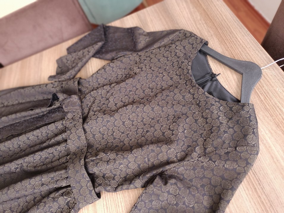 Uzun Kollu  halı jakar kumaş Elbise - Görsel 5