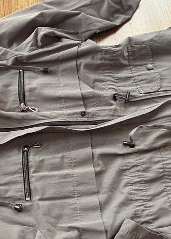 Gri Kadın Uzun Trençkot Kemerli Rahat Kesim - Görsel 8