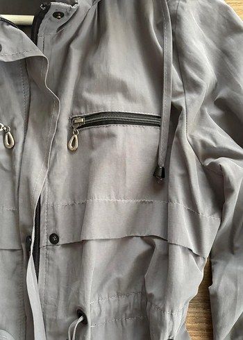 Gri Kadın Uzun Trençkot Kemerli Rahat Kesim - Görsel 13