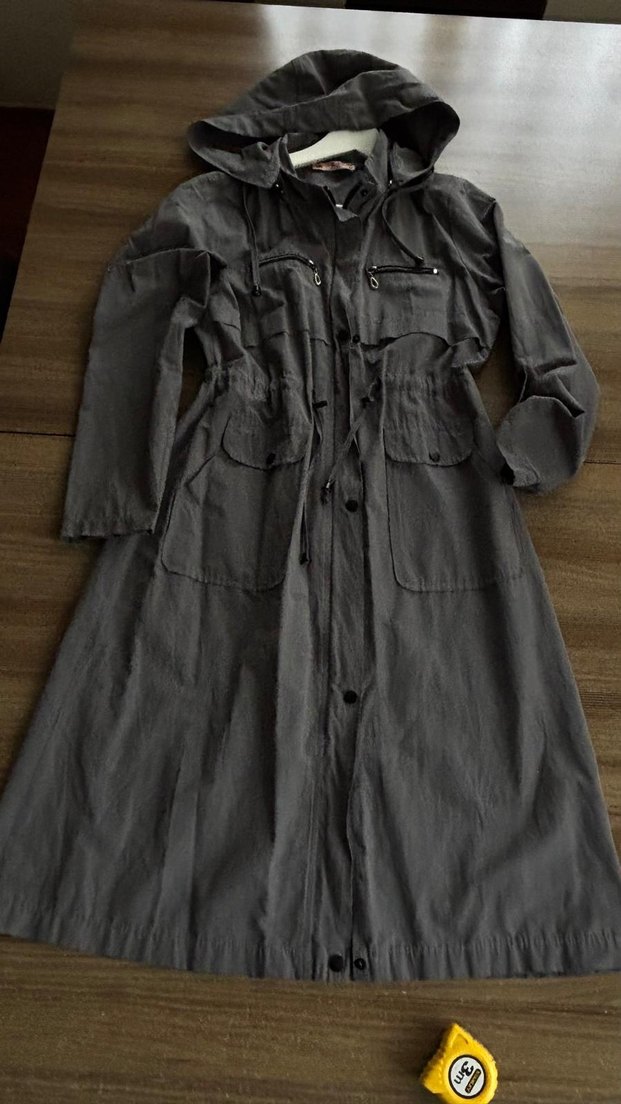 Gri Kadın Uzun Trençkot Kemerli Rahat Kesim - Görsel 2