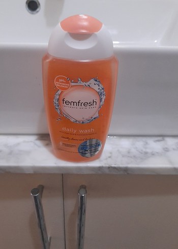 Femfresh Günlük Temizleyici Duş Jeli