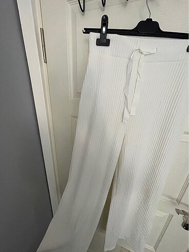 36 Beden Mango Kadın Yazlık beyaz Pantolon