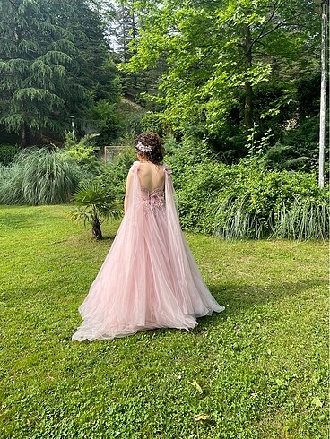 Nişan elbises