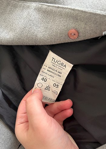 Gri Kruvaze Yaka Kaban - Görsel 3