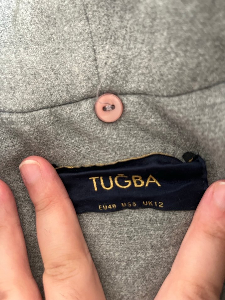 Gri Kruvaze Yaka Kaban - Görsel 2