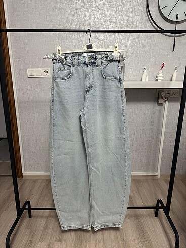 Balloon fit denim pantolon