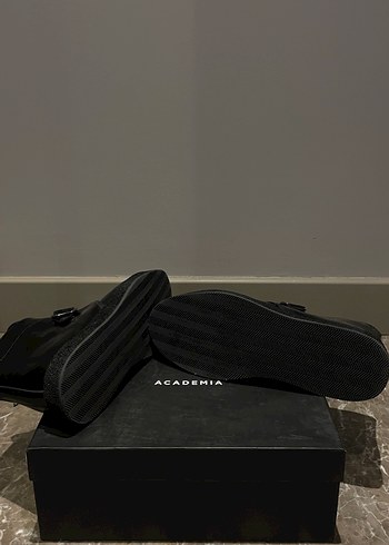 Academia Kemer Detaylı Parlak Siyah Erkek Deri Bot - Görsel 5