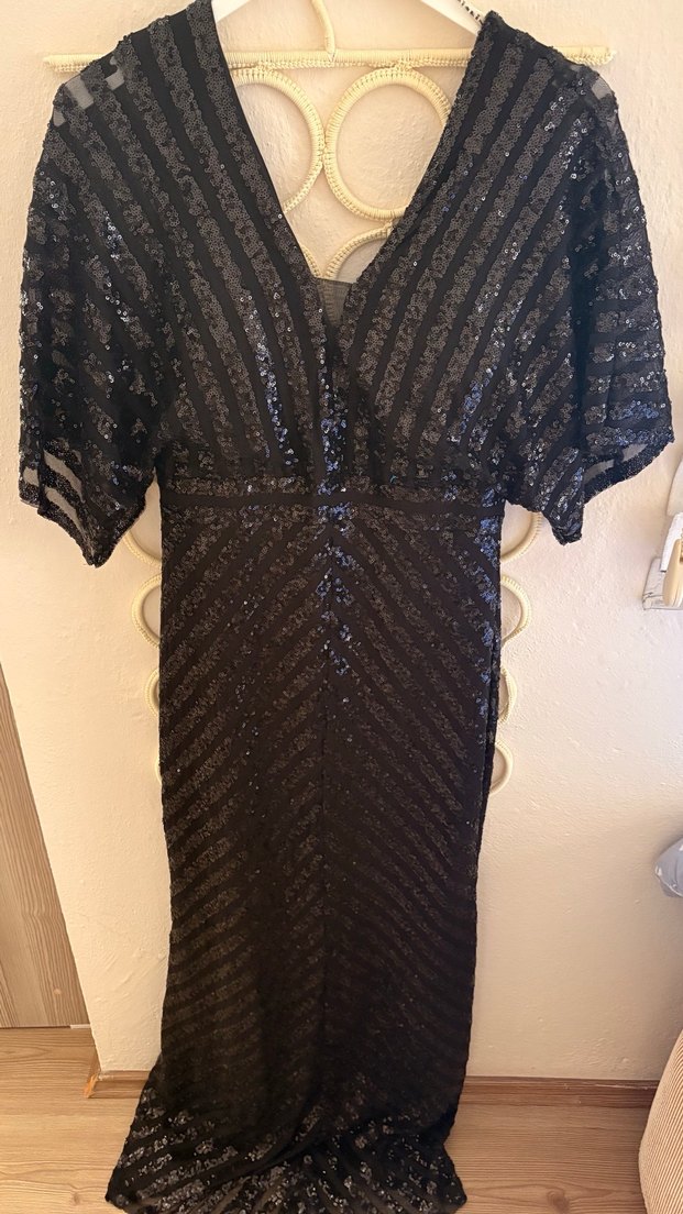 Siyah İşlemeli V Yaka Uzun Abiye Elbise 46 beden - Görsel 5