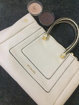 bvlgari çanta
