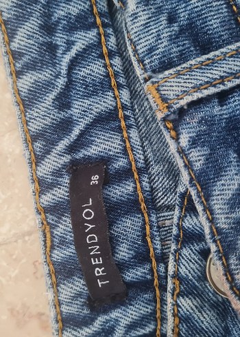 Düğmeli Mavi Regular Fit Midi Kadın Jean