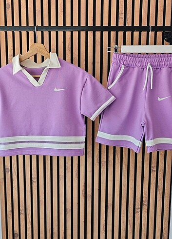Nike Kız takim 