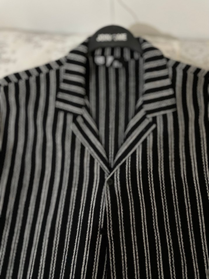 Düğmeli Siyah Çizgili Erkek Gömlek - Görsel 3