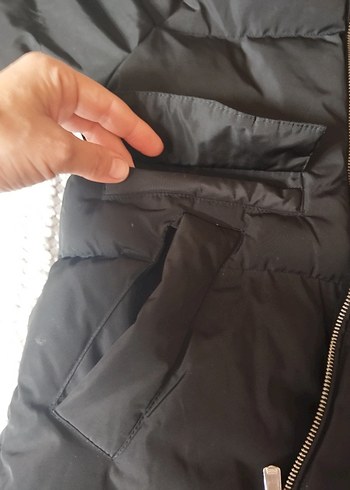 Kız Çocuk Siyah Fermuarlı Kapüşonlu Mont - Görsel 5