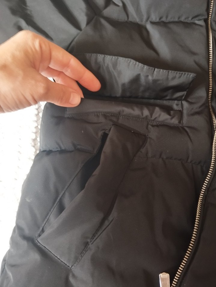 Kız Çocuk Siyah Fermuarlı Kapüşonlu Mont - Görsel 5