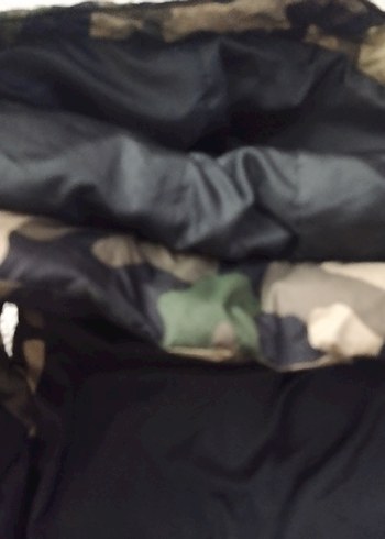 Erkek Çocuk Kamuflaj Desenli Kapüşonlu Yelek - Görsel 4