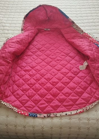 Renkli Kapüşonlu Desenli bayan mont - Görsel 2