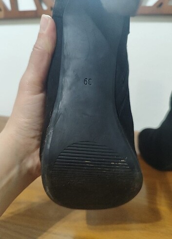 39 Beden siyah Renk H&M süvet 39 no bot