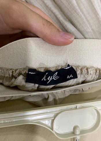 44 Beden Bej Pilili Uzun Kadın Etek