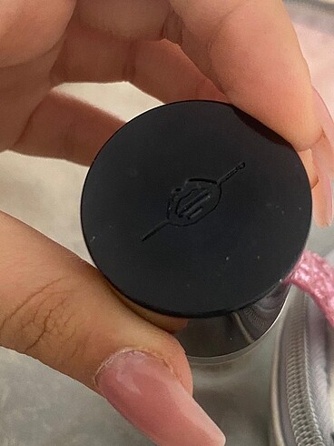  Beden Make Up Forever Fondöten