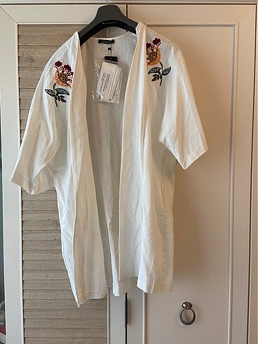 Beyaz Kimono