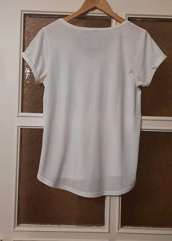 Kadın Beyaz V Yaka Kısa Kollu Tişört - Görsel 11
