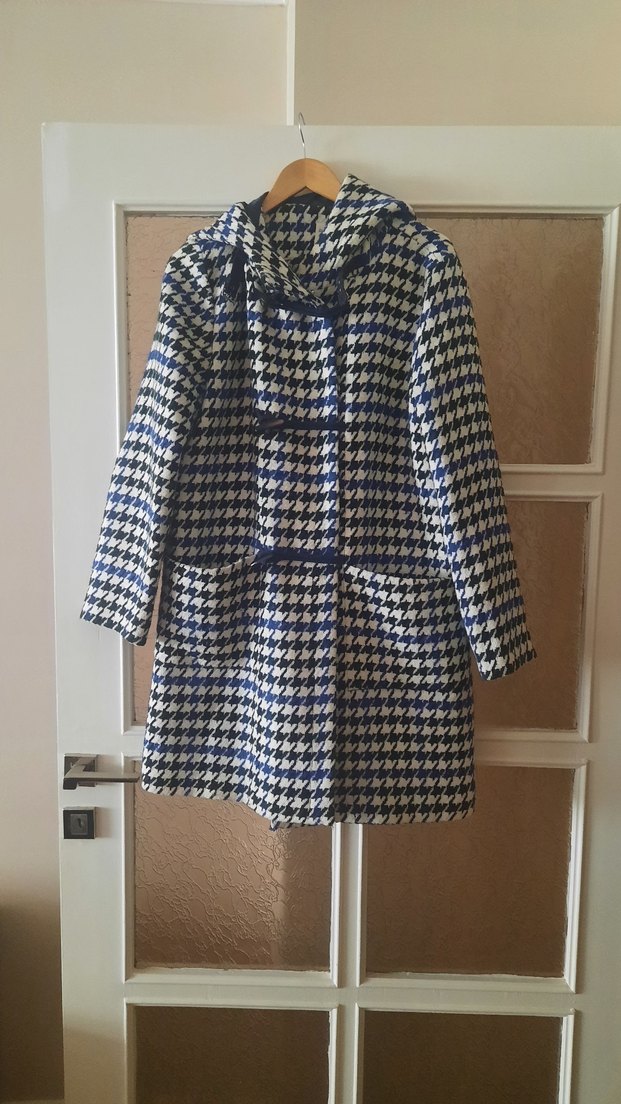 44_46 beden  Mavi,siyah,kırık Beyaz Kaban,manto.. - Görsel 3