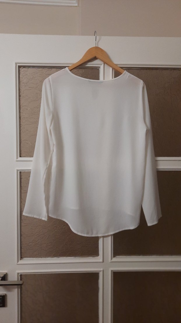 Beyaz yuvarlak Yaka Uzun Kollu Kadın Bluz - Görsel 5