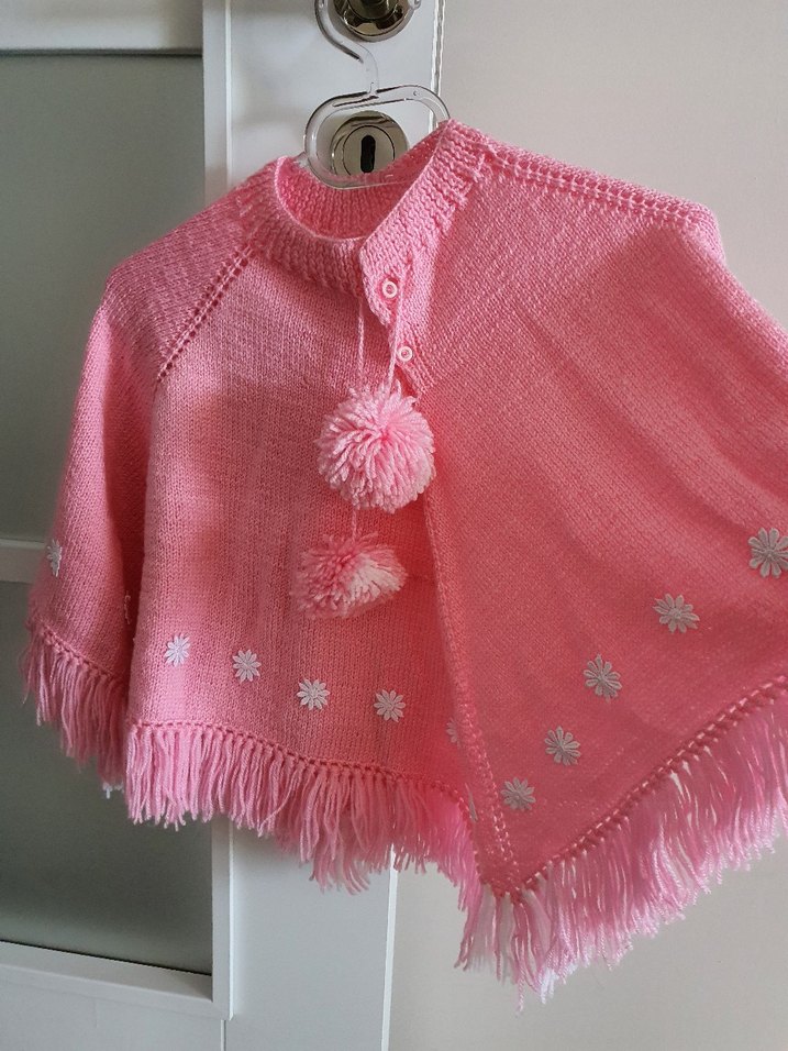 Pembe Nakışlı Örgü Kız Panço - Görsel 2